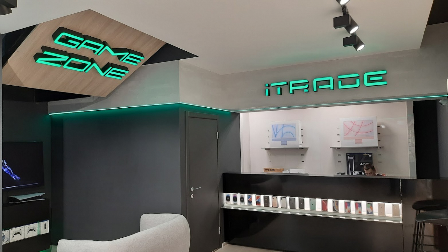 «iStudio» мережа монобрендових магазинів техніки Apple
